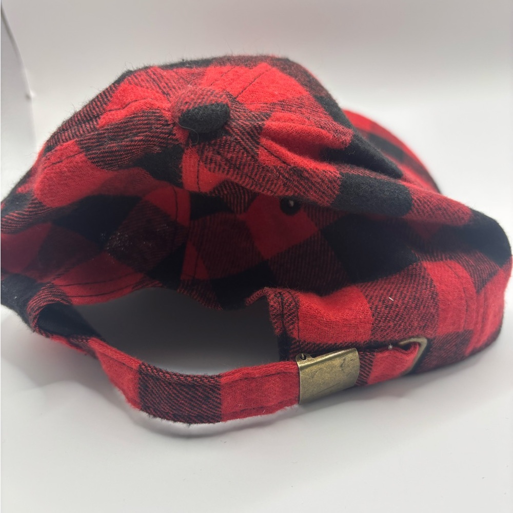 Wuke “Elmer Fudd” Red and Black Checkered Men’s Cap - Picture 7 of 7